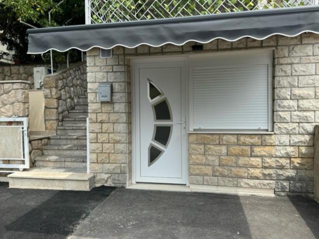 Lory Apartmani Dramalj Exteriör bild