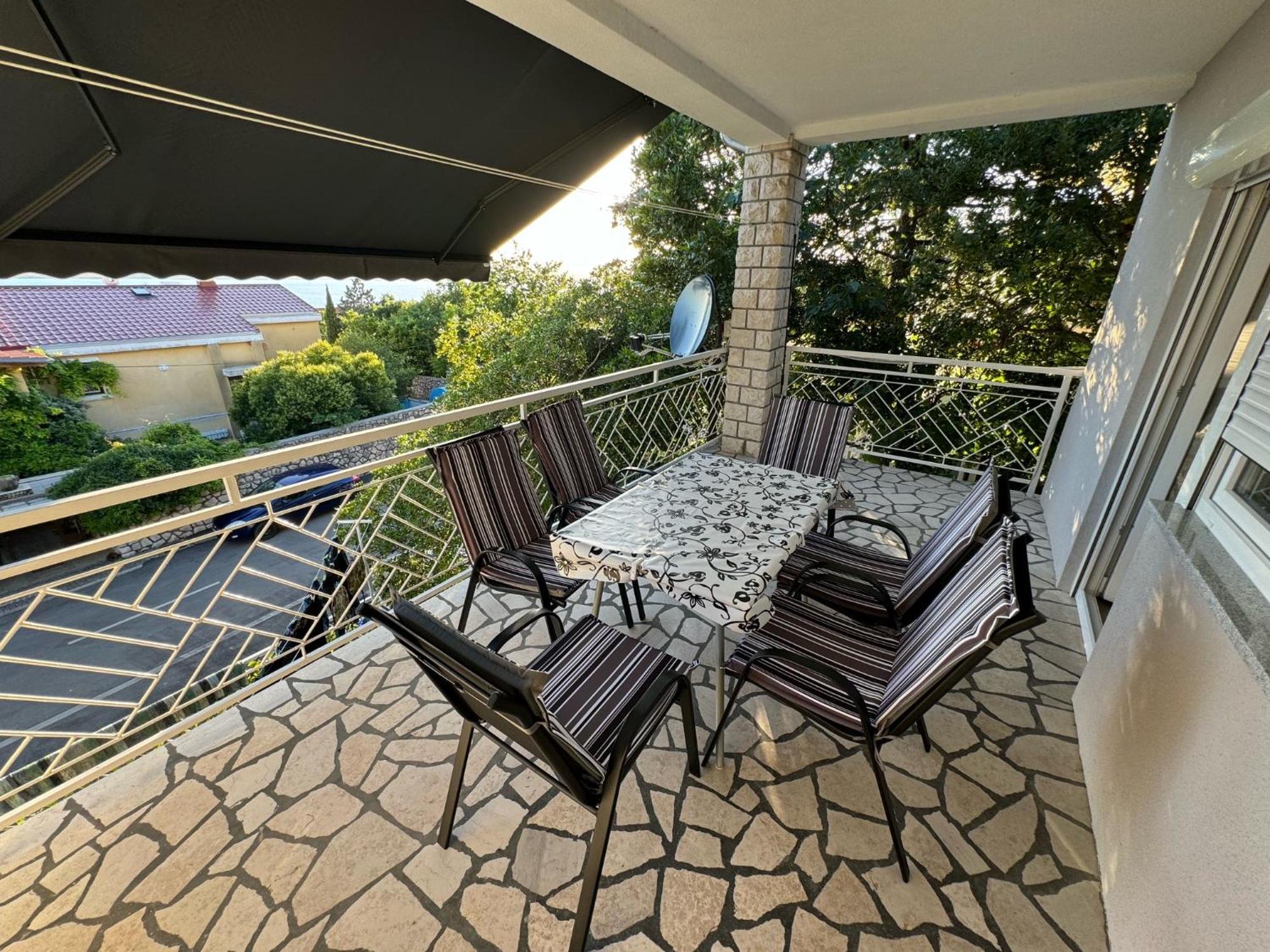 Lory Apartmani Dramalj Exteriör bild